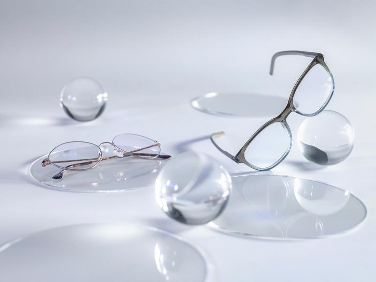 Smart Dynamic Optics